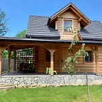 Zacisze Pod Lipa Villa *
