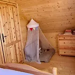 Zacisze Pod Lipa Villa *
