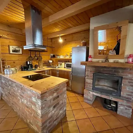 Zacisze Pod Lipa Villa