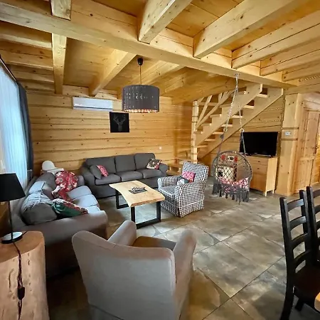 Zacisze Pod Lipa Villa
