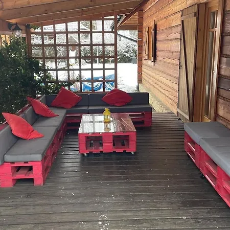 Zacisze Pod Lipa Villa *
