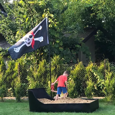 Zacisze Pod Lipa Vila